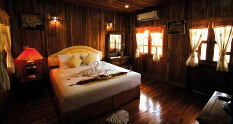 Yuwadee Resort Chalong Eksteriør billede