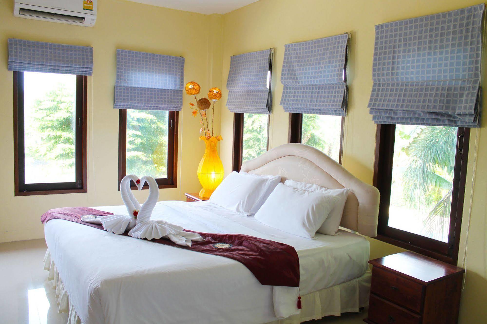 Yuwadee Resort Chalong Eksteriør billede