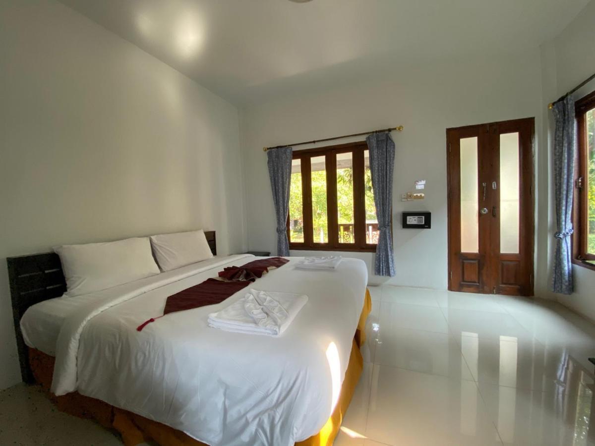 Yuwadee Resort Chalong Eksteriør billede